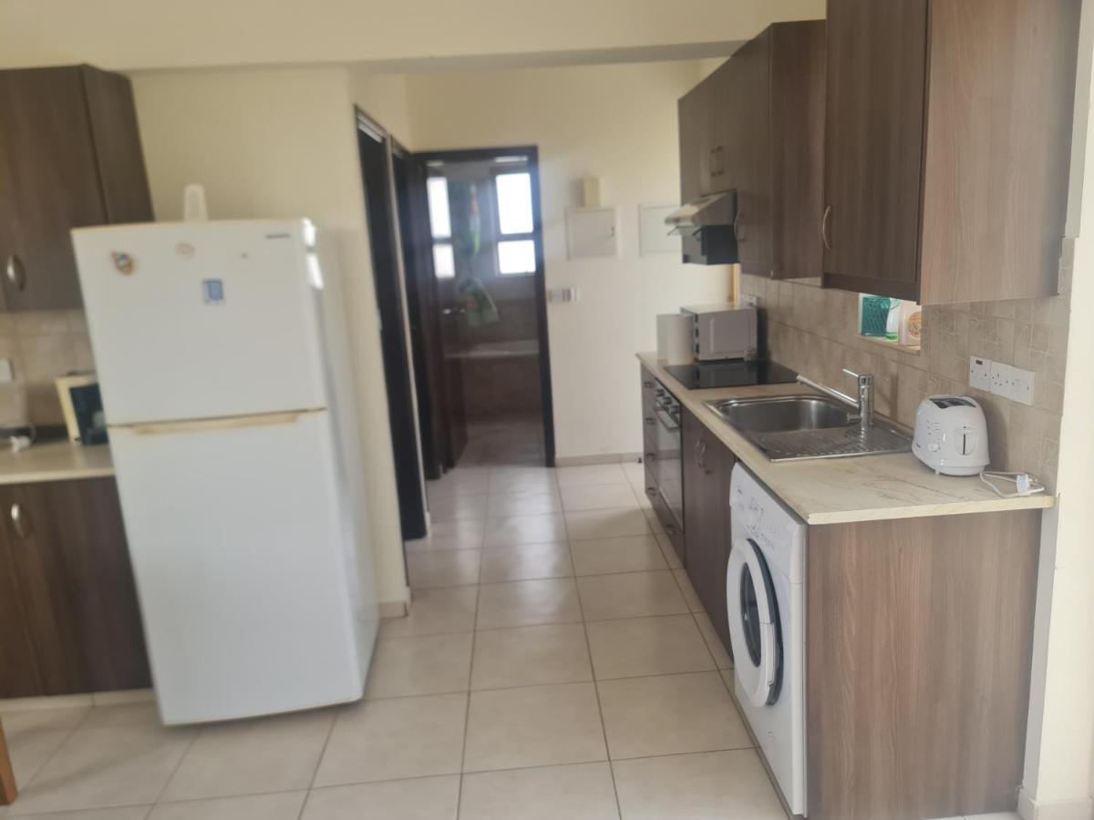 Apartament Top Floor 1 Bdrm Aprtrmnt Dromolaxia Zewnętrze zdjęcie